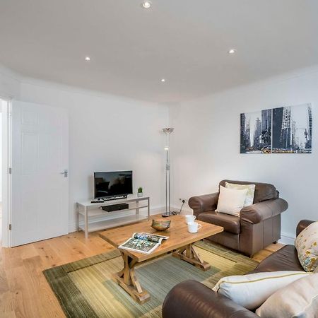 Splendid Apartment Near Vauxhall Tube London Ngoại thất bức ảnh