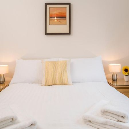 Splendid Apartment Near Vauxhall Tube London Ngoại thất bức ảnh