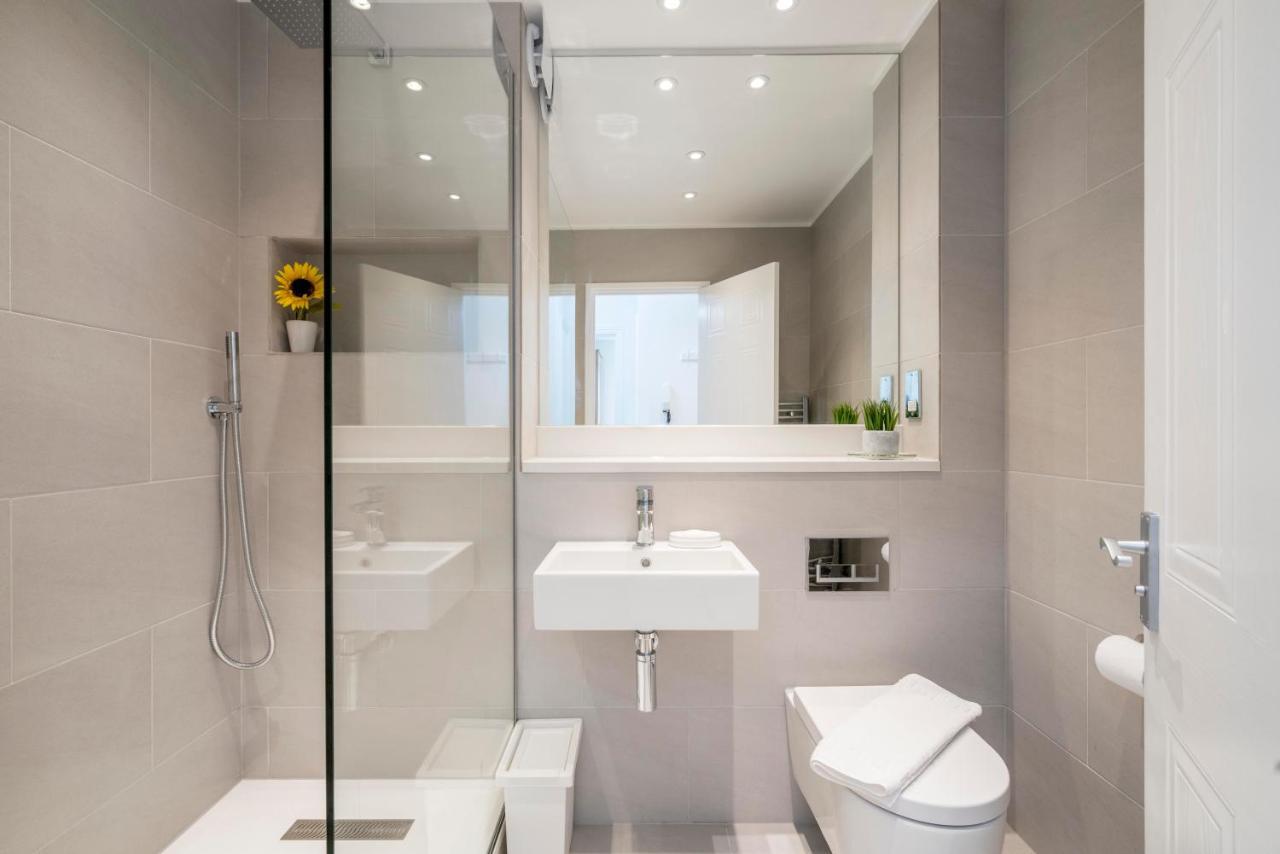 Splendid Apartment Near Vauxhall Tube London Ngoại thất bức ảnh